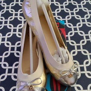 C. Wonder | Ballet Flats Two Tone Logo Charm | 8.5